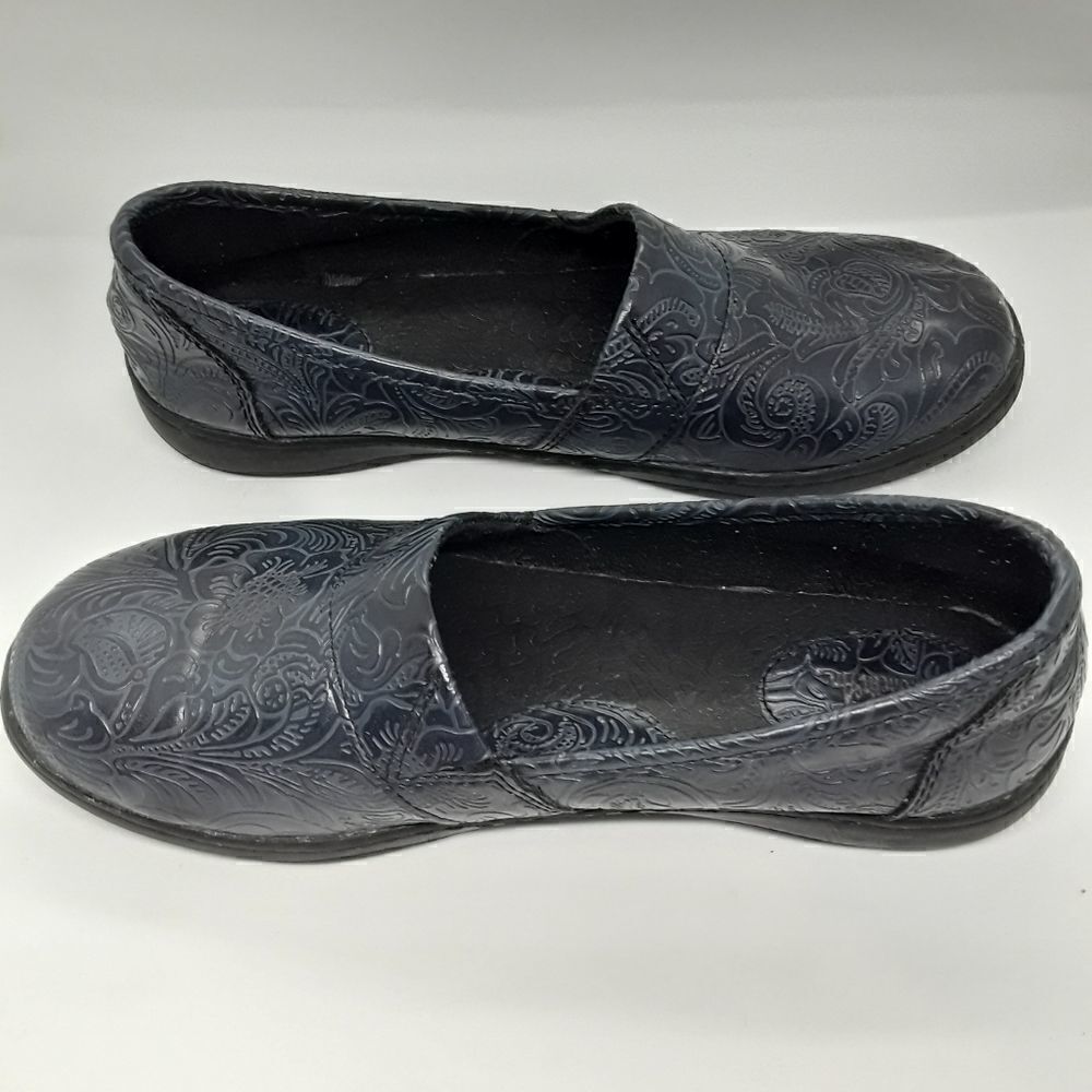 Thom McAn Leather Women's Loafers Navy Blue Color Size 8 - Picture 5 of 8